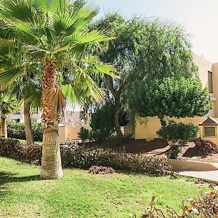 Bungalow with 2 bedrooms, Playa la Tejita El Medano  Bagian luar foto