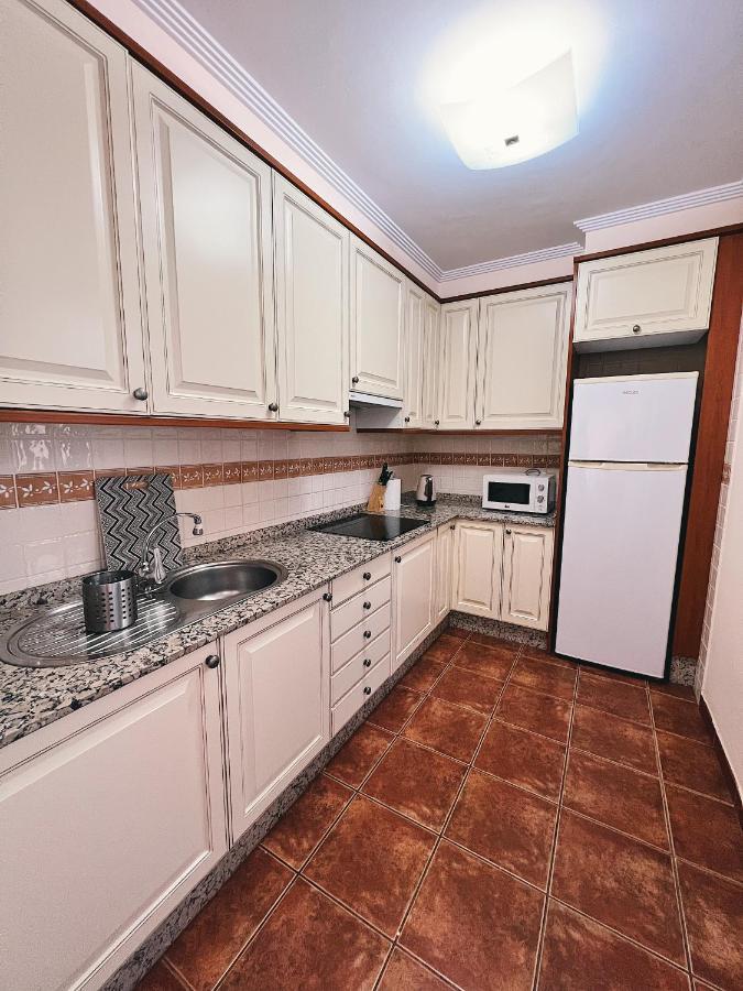 Bungalow with 2 bedrooms, Playa la Tejita El Medano  Bagian luar foto