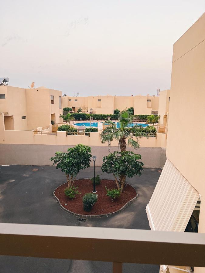 Bungalow with 2 bedrooms, Playa la Tejita El Medano  Bagian luar foto