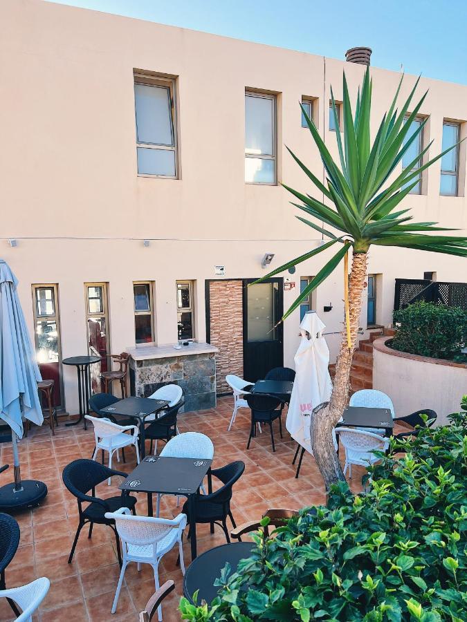 Bungalow with 2 bedrooms, Playa la Tejita El Medano  Bagian luar foto