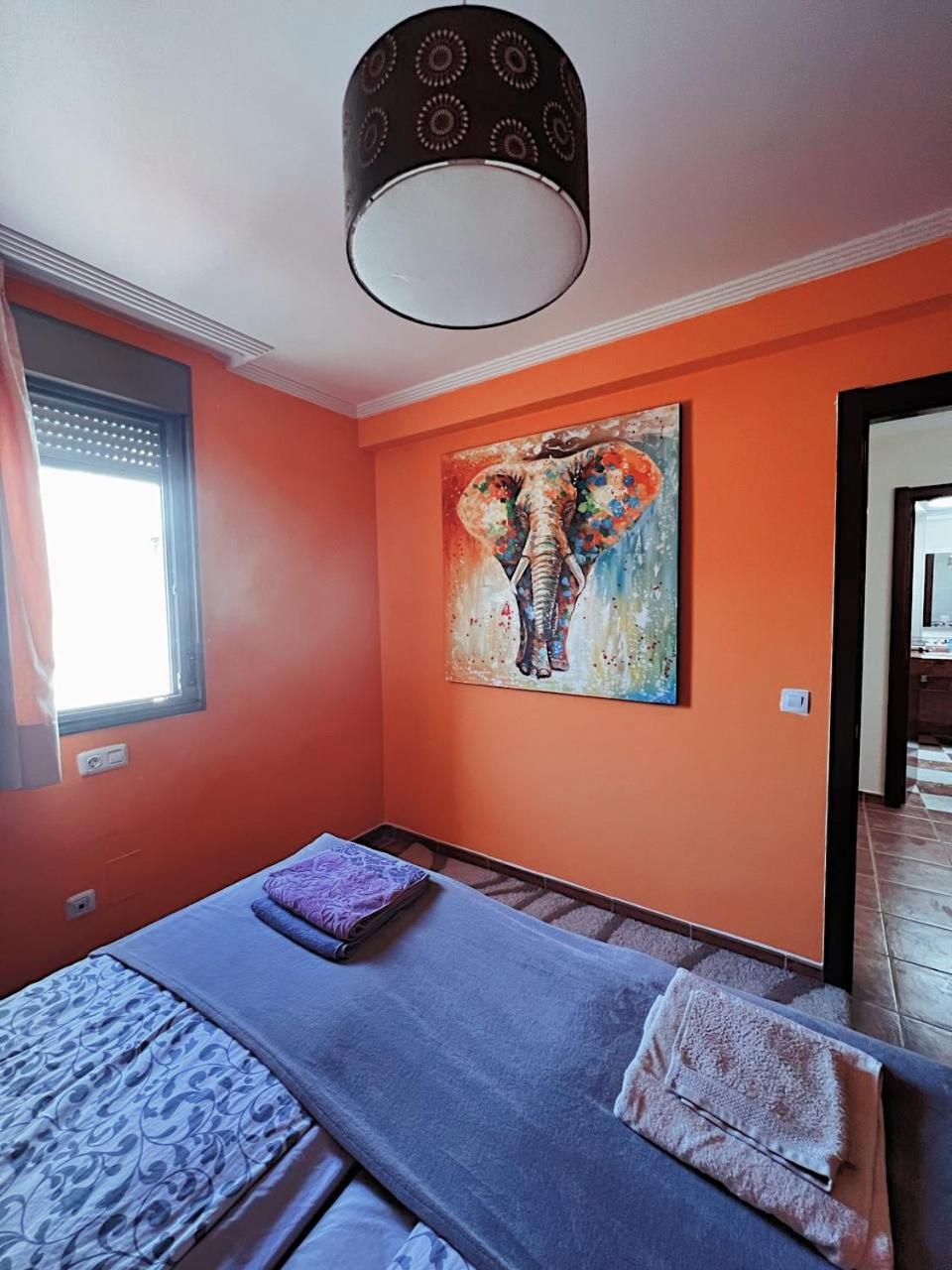 Bungalow with 2 bedrooms, Playa la Tejita El Medano  Bagian luar foto